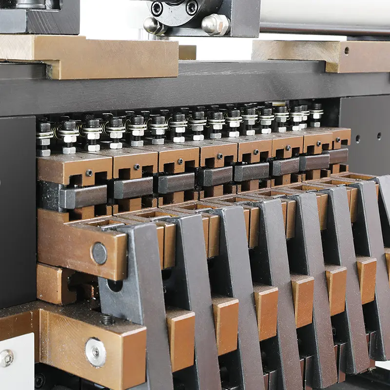 TH-710D PLC-controlled single station heavy-duty walled sole attaching machine designed for precise and reliable shoe sole bonding. TH-710D PLC-controlled single station heavy-duty walled sole attaching machine designed for precise and reliable shoe sole bonding.