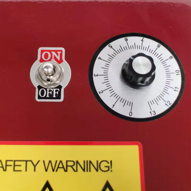 TH-141C Horizontal Dyeing Machine designed for even and efficient dye application on leather edges and flat surfaces in footwear and leather goods production. TH-141C Horizontal Dyeing Machine designed for even and efficient dye application on leather edges and flat surfaces in footwear and leather goods production.