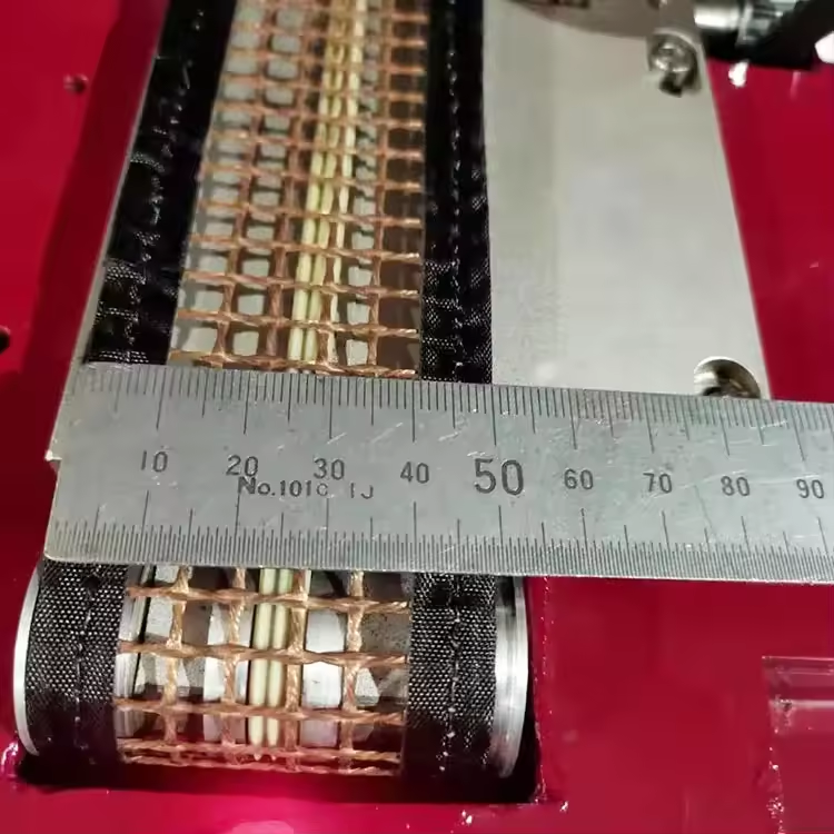 TH-630 Horizontal Bilateral Dyeing Machine designed for simultaneous two-sided dyeing of leather edges with horizontal operation for uniform color application. TH-630 Horizontal Bilateral Dyeing Machine designed for simultaneous two-sided dyeing of leather edges with horizontal operation for uniform color application.