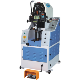 TW-589C Hydraulic Heel Seat Lasting Machine with Robust Hydraulic Press, Designed for Precise and Efficient Heel Attachment in Shoe Manufacturing.
